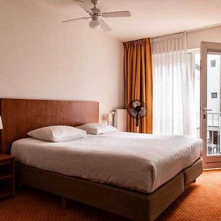 Ambassador City Centre Hotel Гарлем Екстер'єр фото