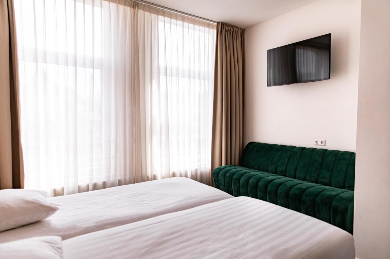 Ambassador City Centre Hotel Гарлем Екстер'єр фото